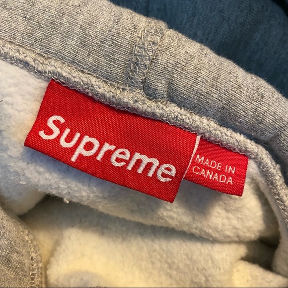 Supreme New Yorker Uptown Hoodie Sweatshirt EUC Size Medium - Picture 5 of 14